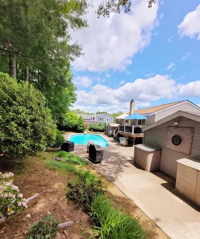 6 Briarcliff Drive Nashua NH 03062