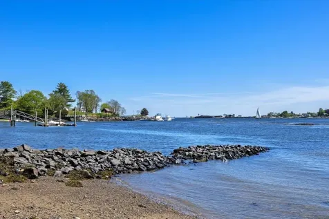 6 Follett Lane Kittery ME 03905