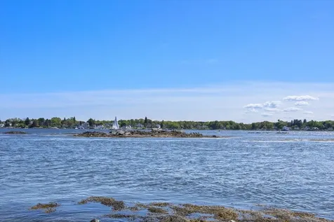 6 Follett Lane Kittery ME 03905