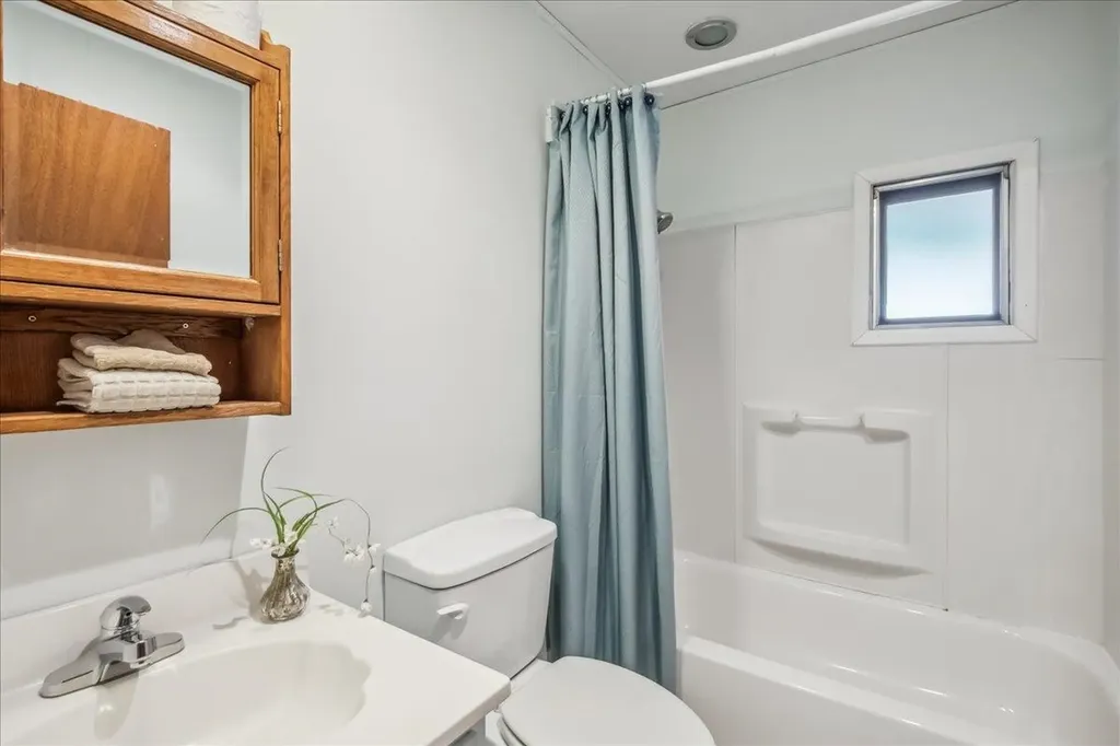 698 Savage Point Road North Hero VT 05474