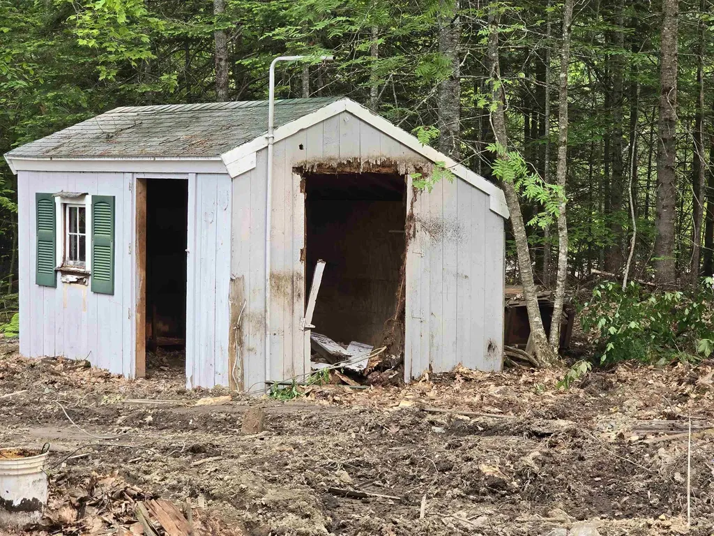 91 Chalk Pond Road Newbury NH 03255