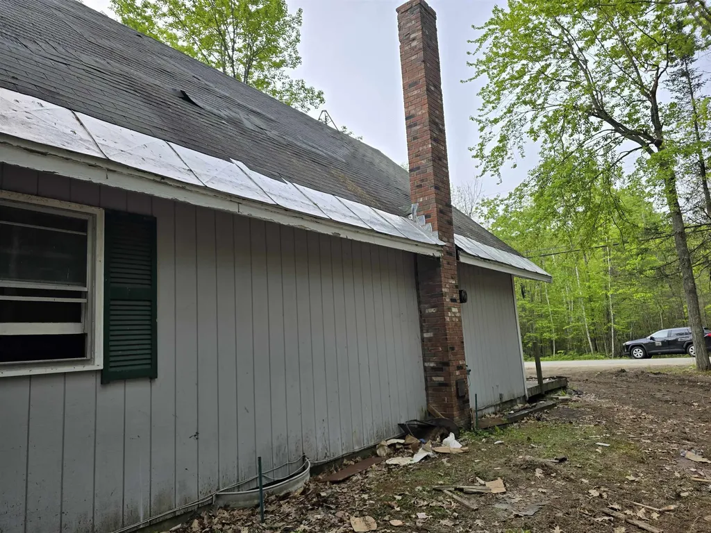 91 Chalk Pond Road Newbury NH 03255