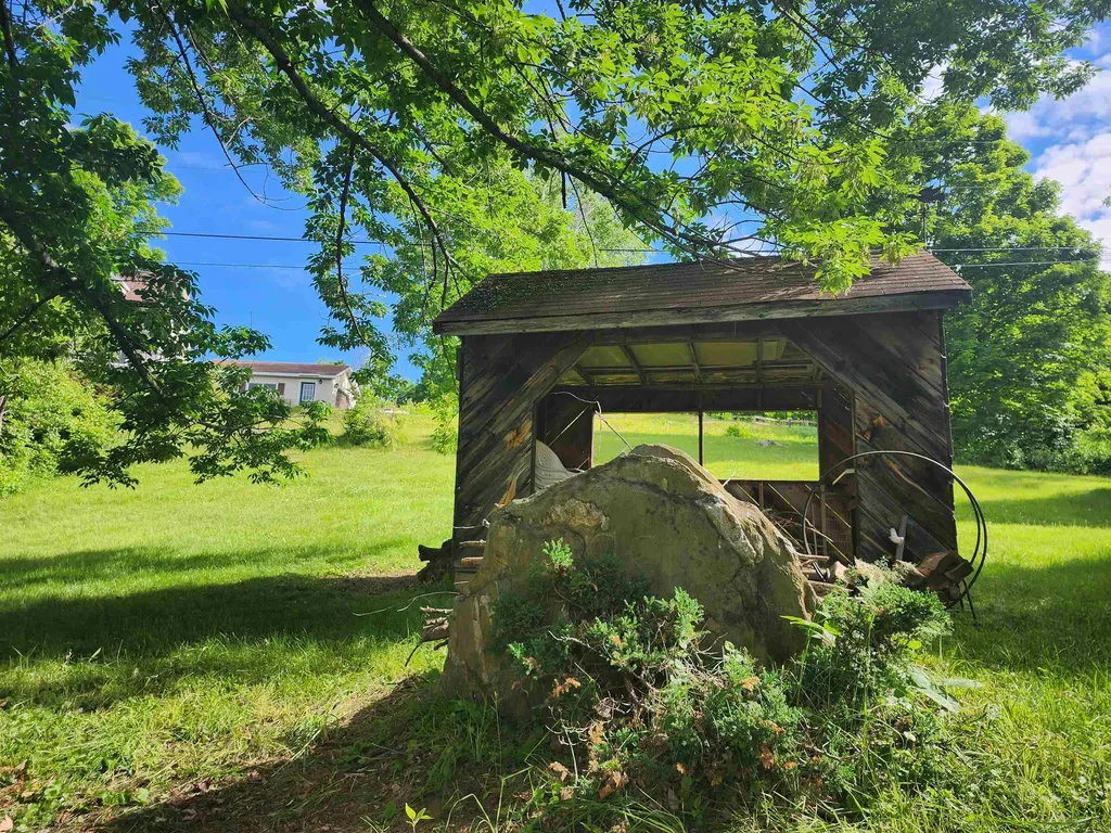 491 Farrar Road Chester VT 05143