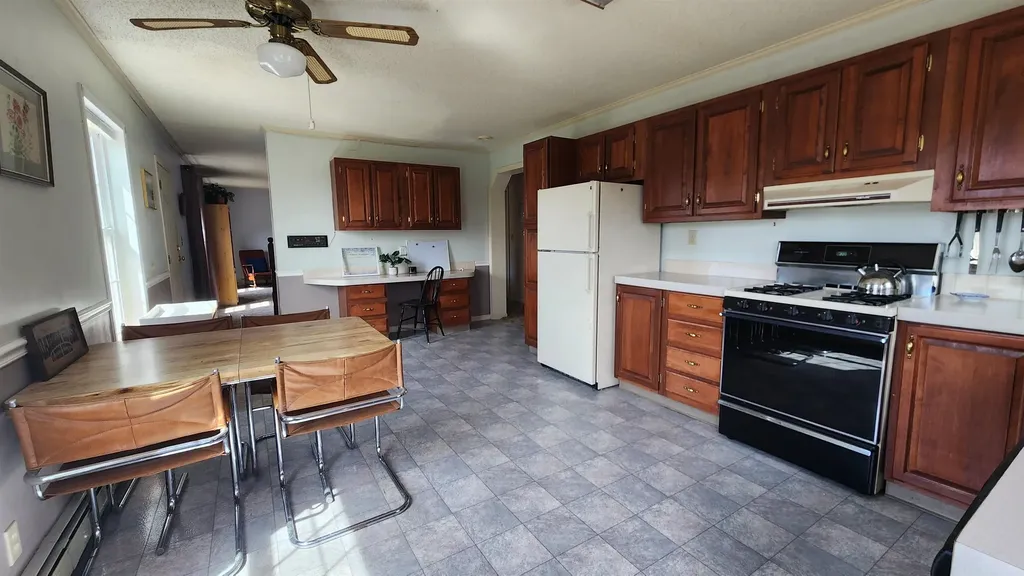 491 Farrar Road Chester VT 05143