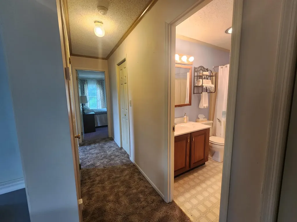 491 Farrar Road Chester VT 05143