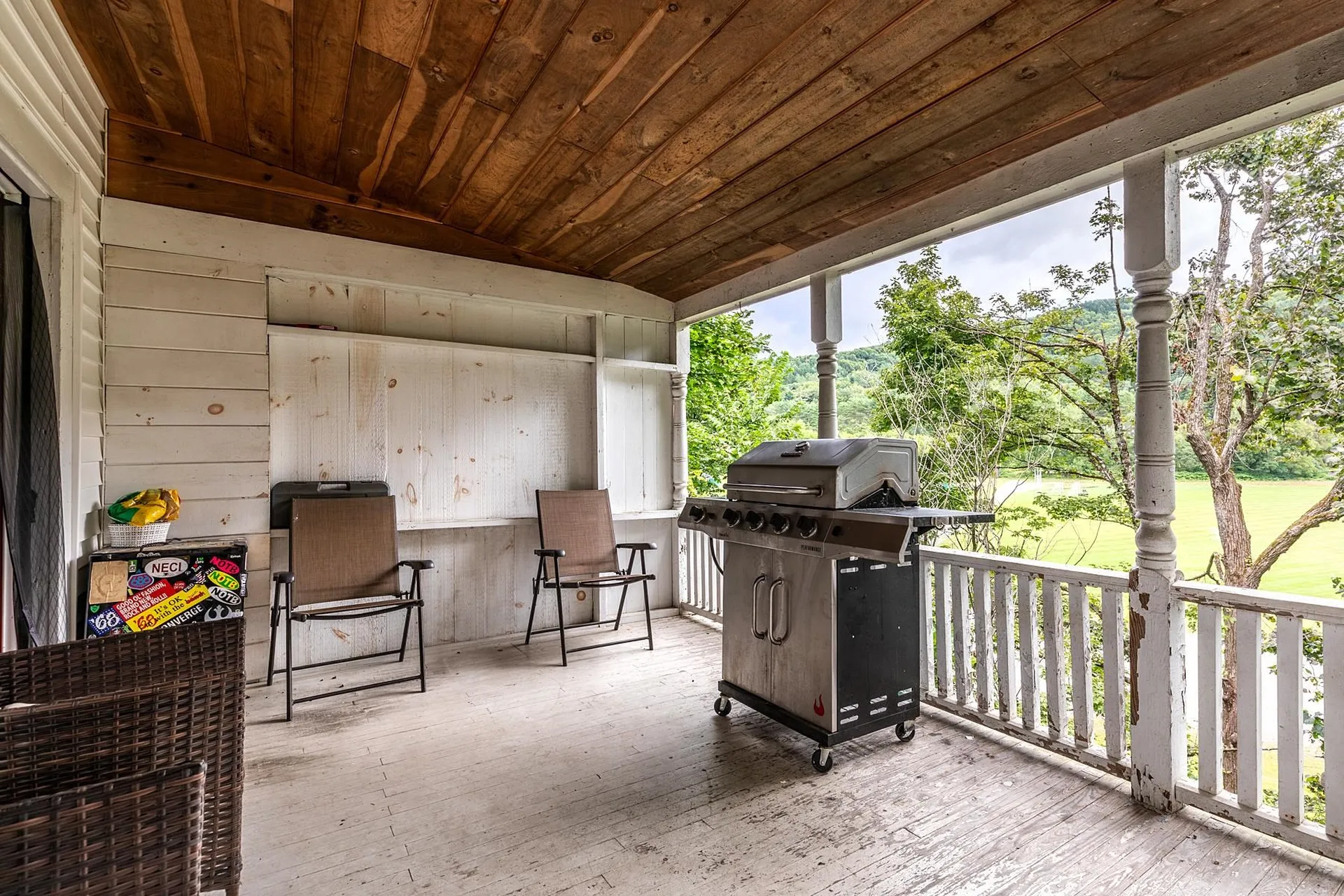 92 Pleasant Street Bethel VT 05032