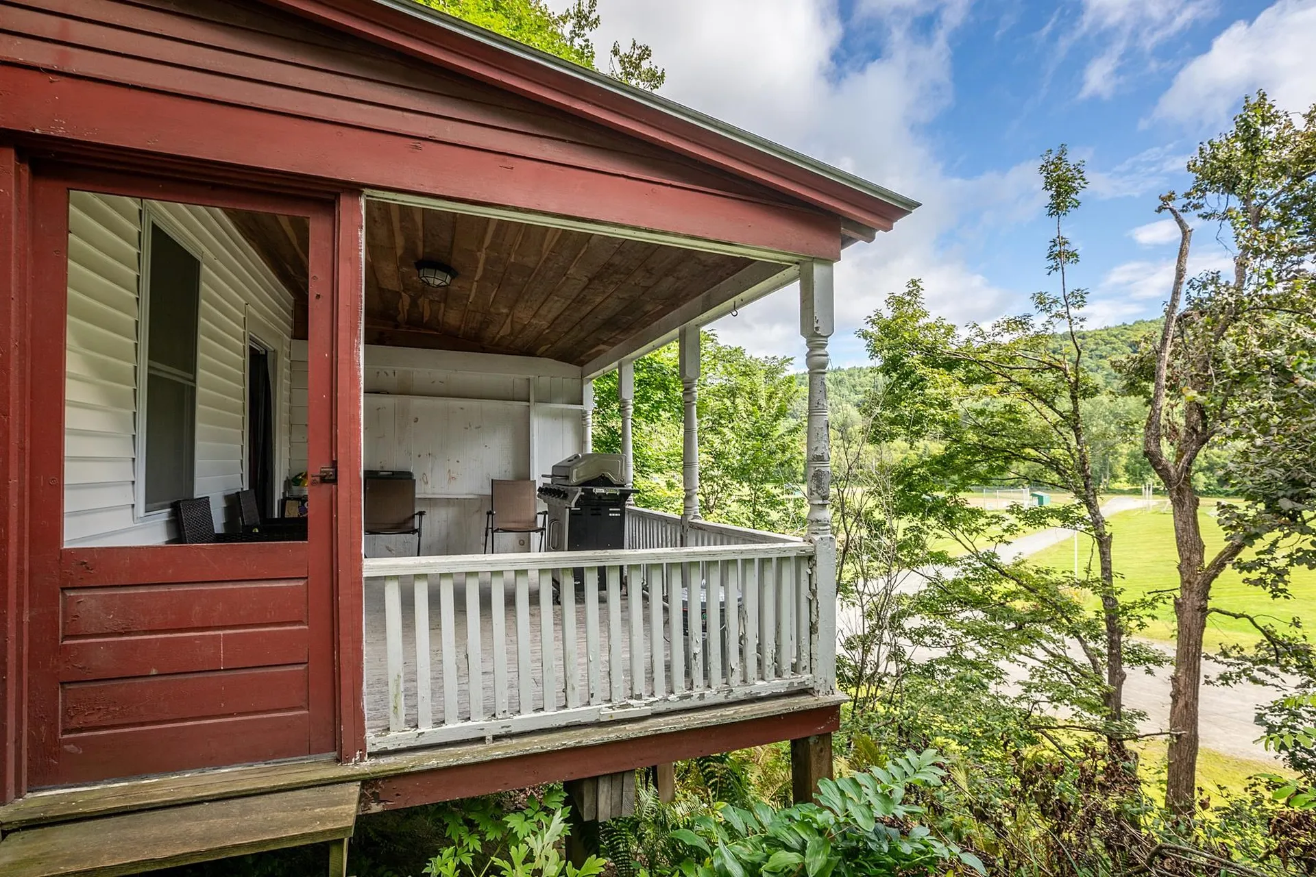 92 Pleasant Street Bethel VT 05032