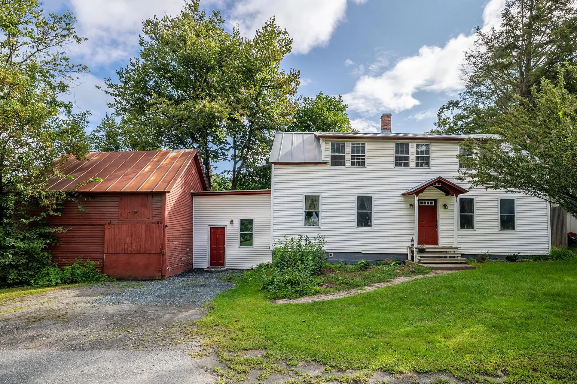 92 Pleasant Street Bethel VT 05032