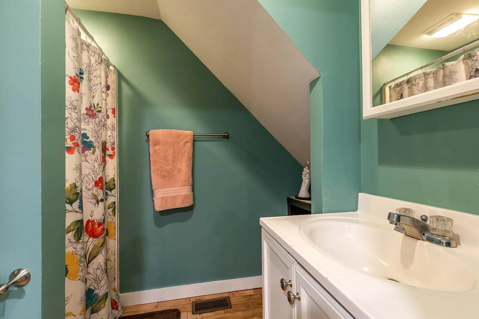 92 Pleasant Street Bethel VT 05032