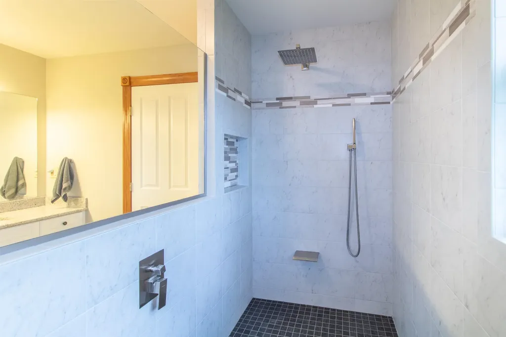 275 Petit Road Coventry VT 05825