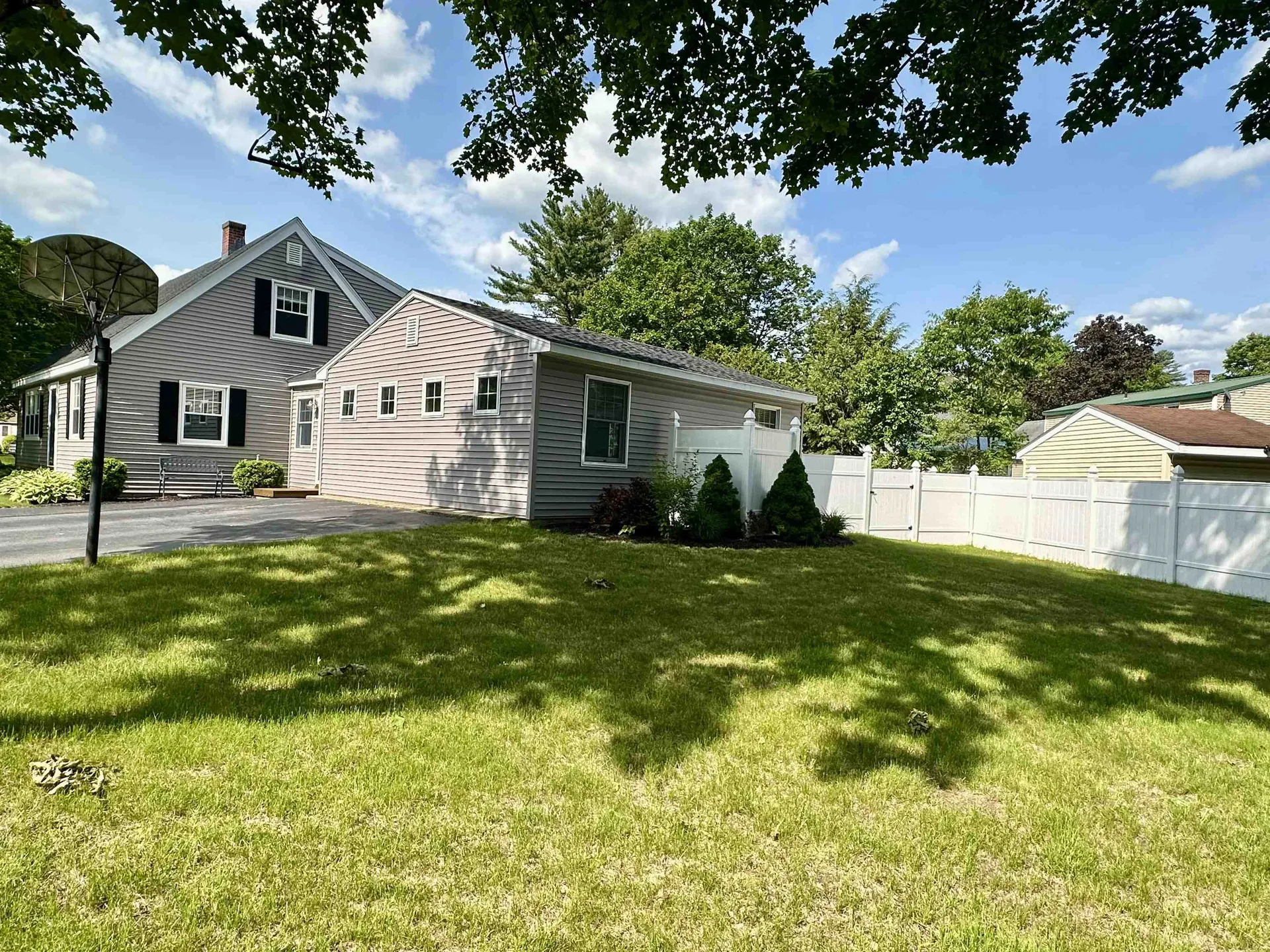 23 Warren Street Keene NH 03431
