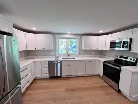 189 Colonial Drive Portsmouth NH 03801