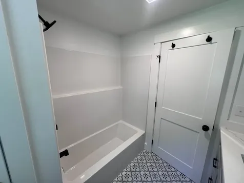 189 Colonial Drive Portsmouth NH 03801