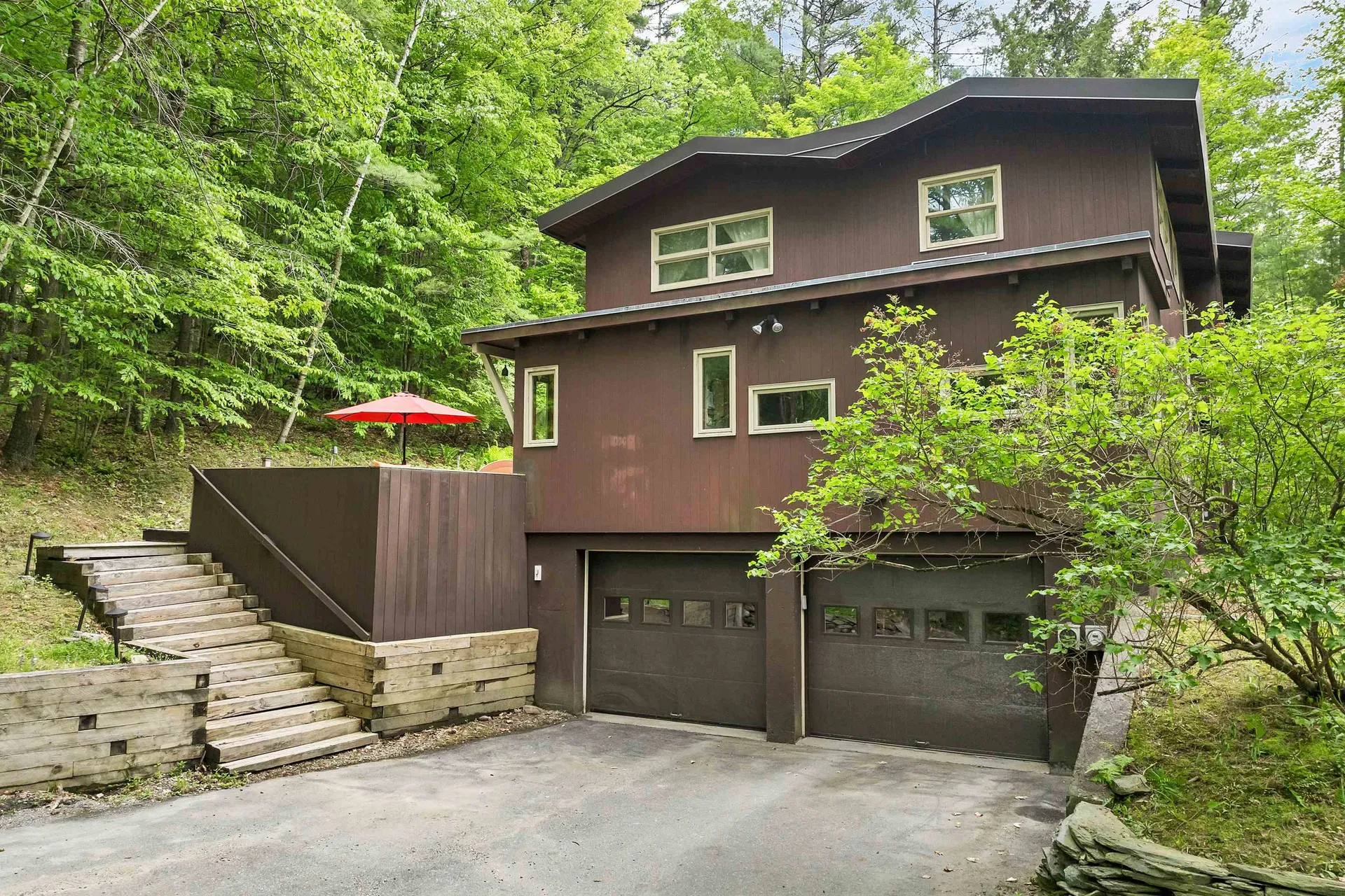 28 Rayton Road Hanover NH 03755