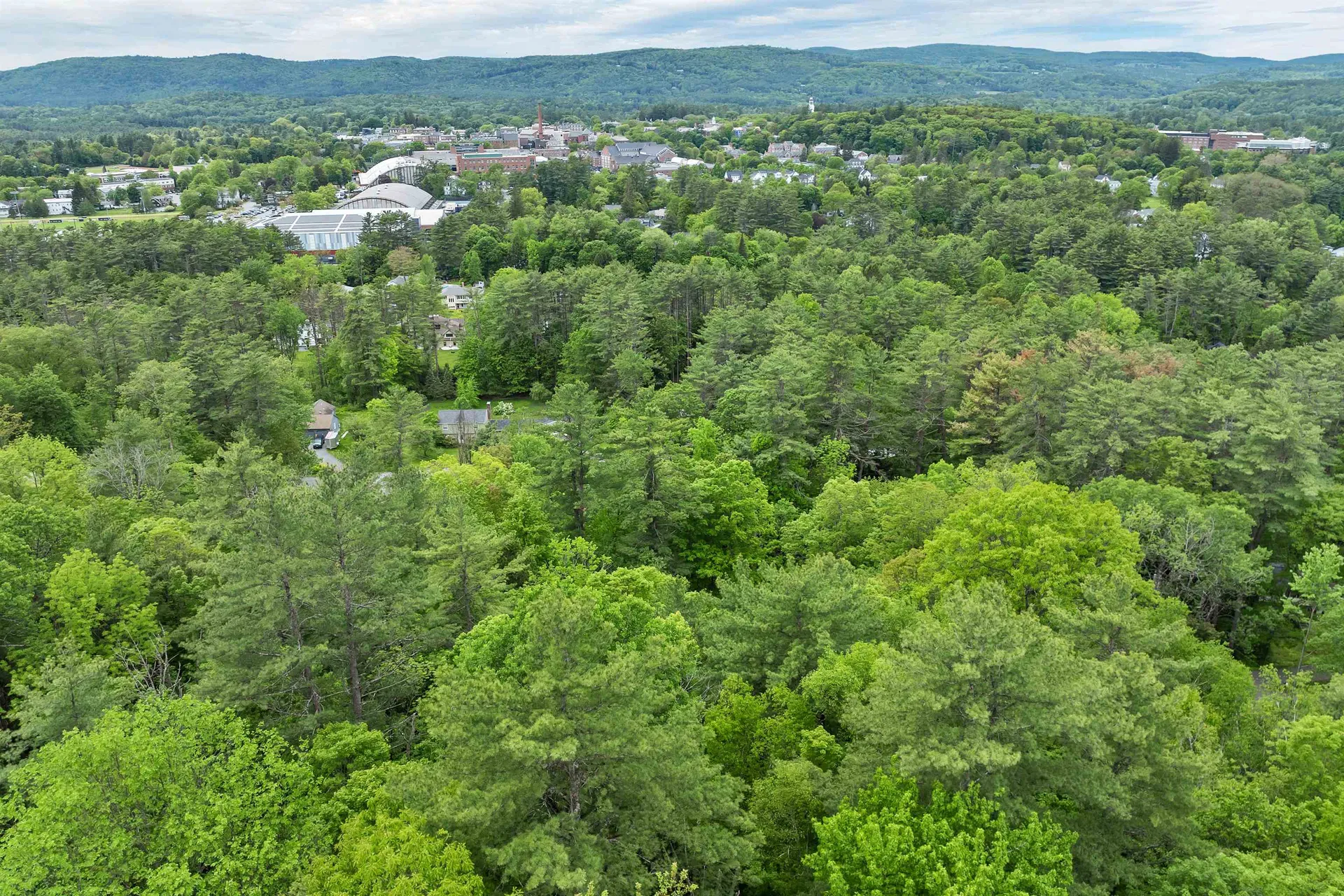 28 Rayton Road Hanover NH 03755