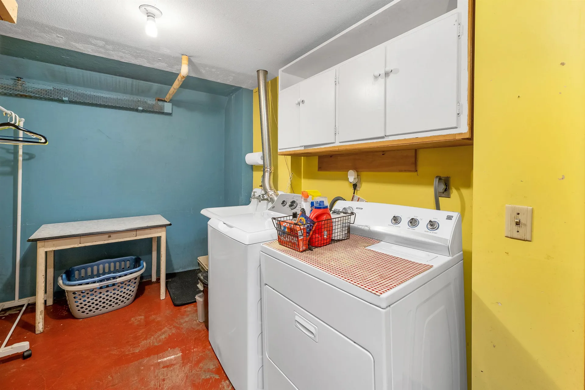 28 Rayton Road Hanover NH 03755