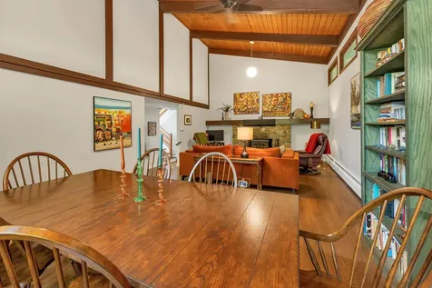 28 Rayton Road Hanover NH 03755