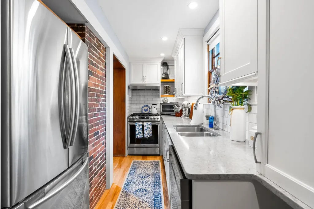 64 School Street Concord NH 03301-3912