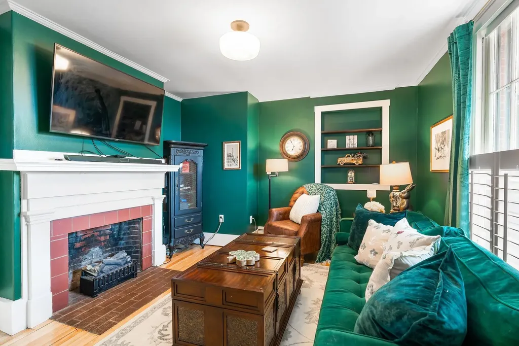 64 School Street Concord NH 03301-3912