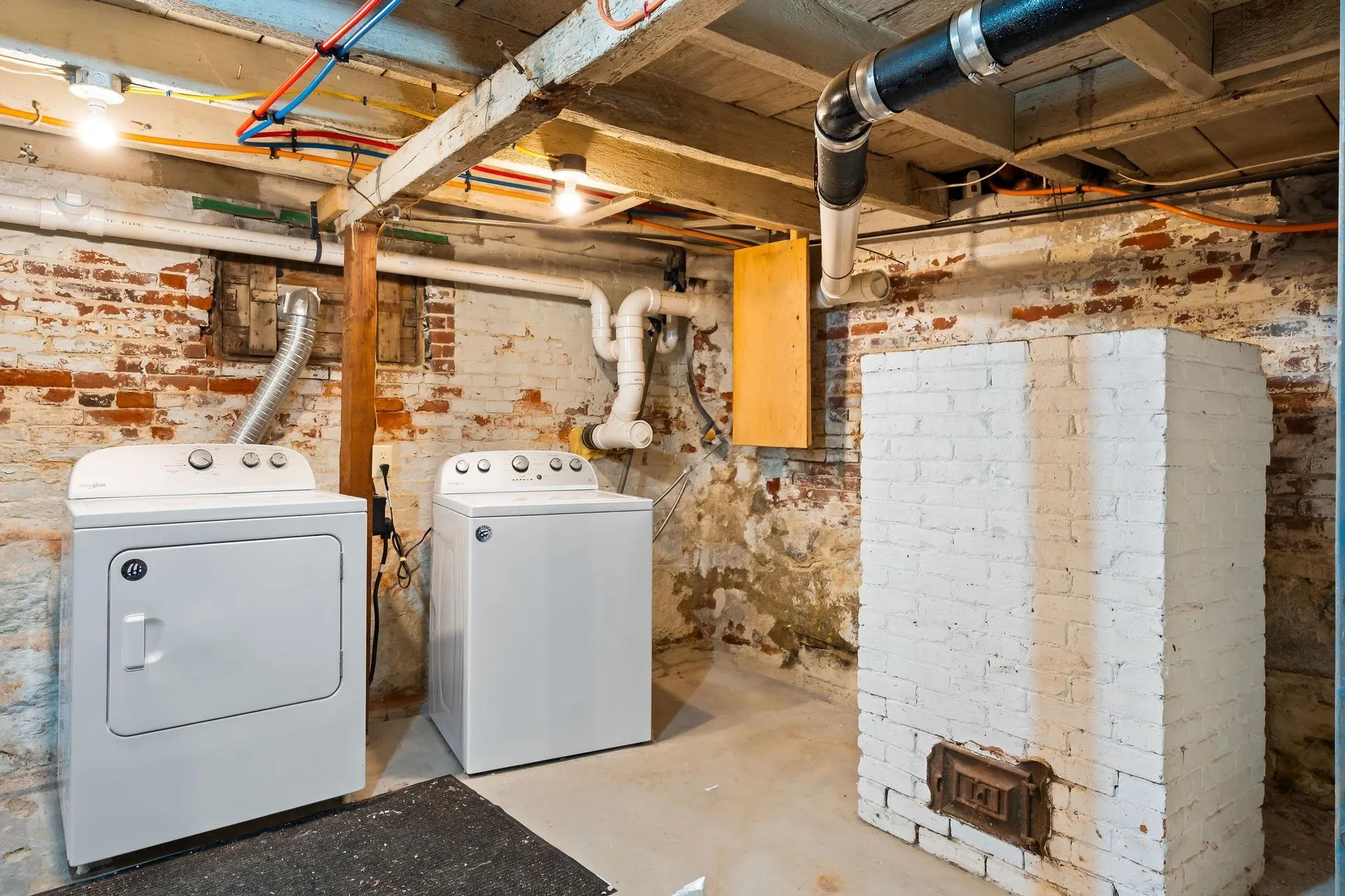 64 School Street Concord NH 03301-3912