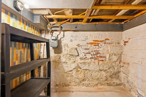 64 School Street Concord NH 03301-3912