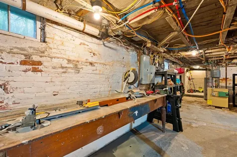 64 School Street Concord NH 03301-3912