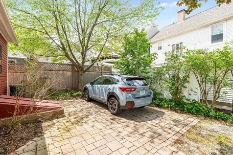 64 School Street Concord NH 03301-3912