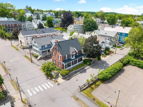 64 School Street Concord NH 03301-3912