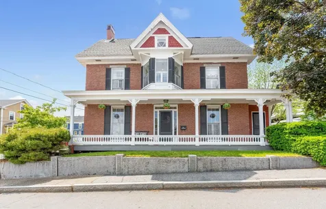 64 School Street Concord NH 03301-3912