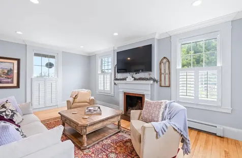 64 School Street Concord NH 03301-3912