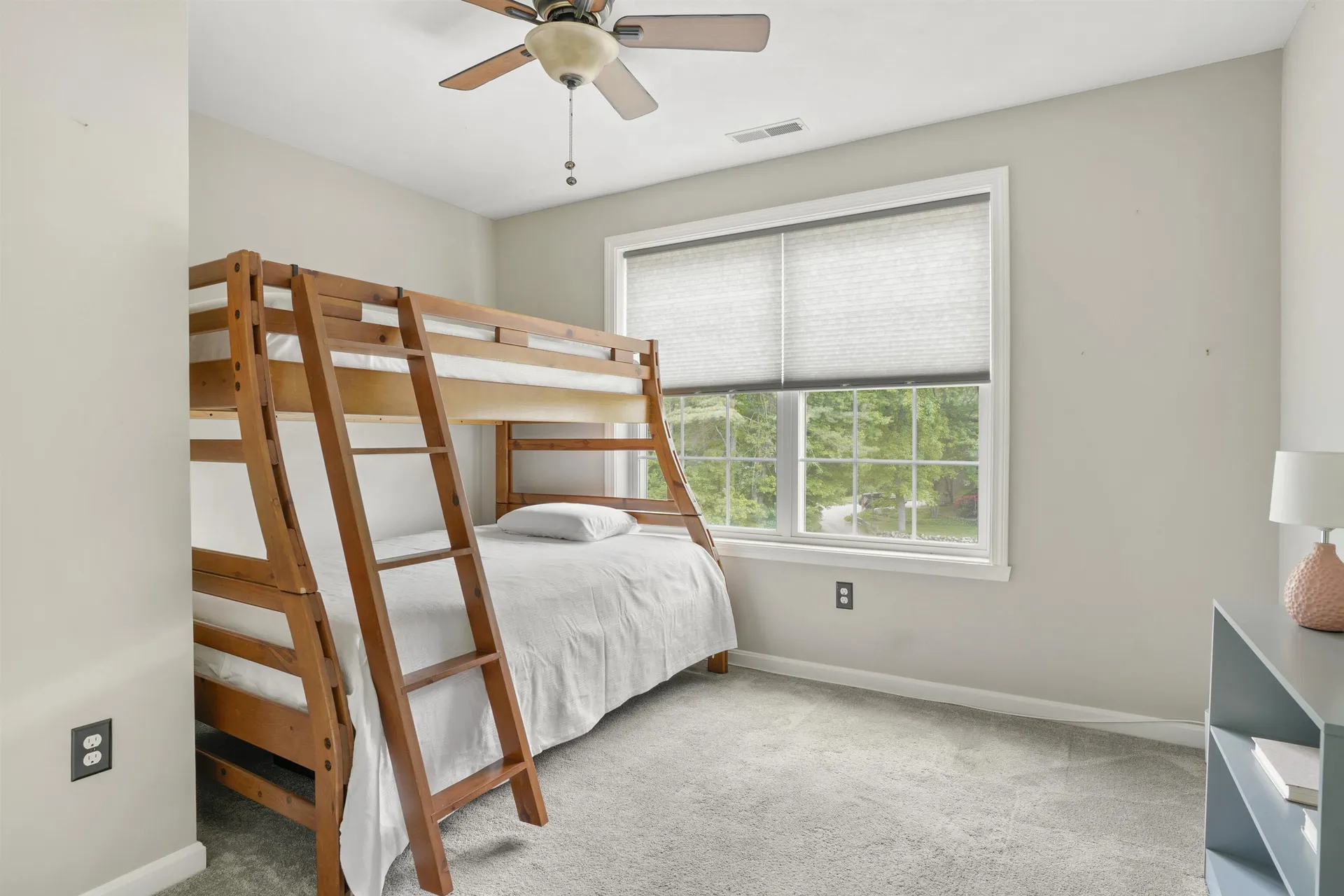 15 Orchard Park Lane Hudson NH 03051