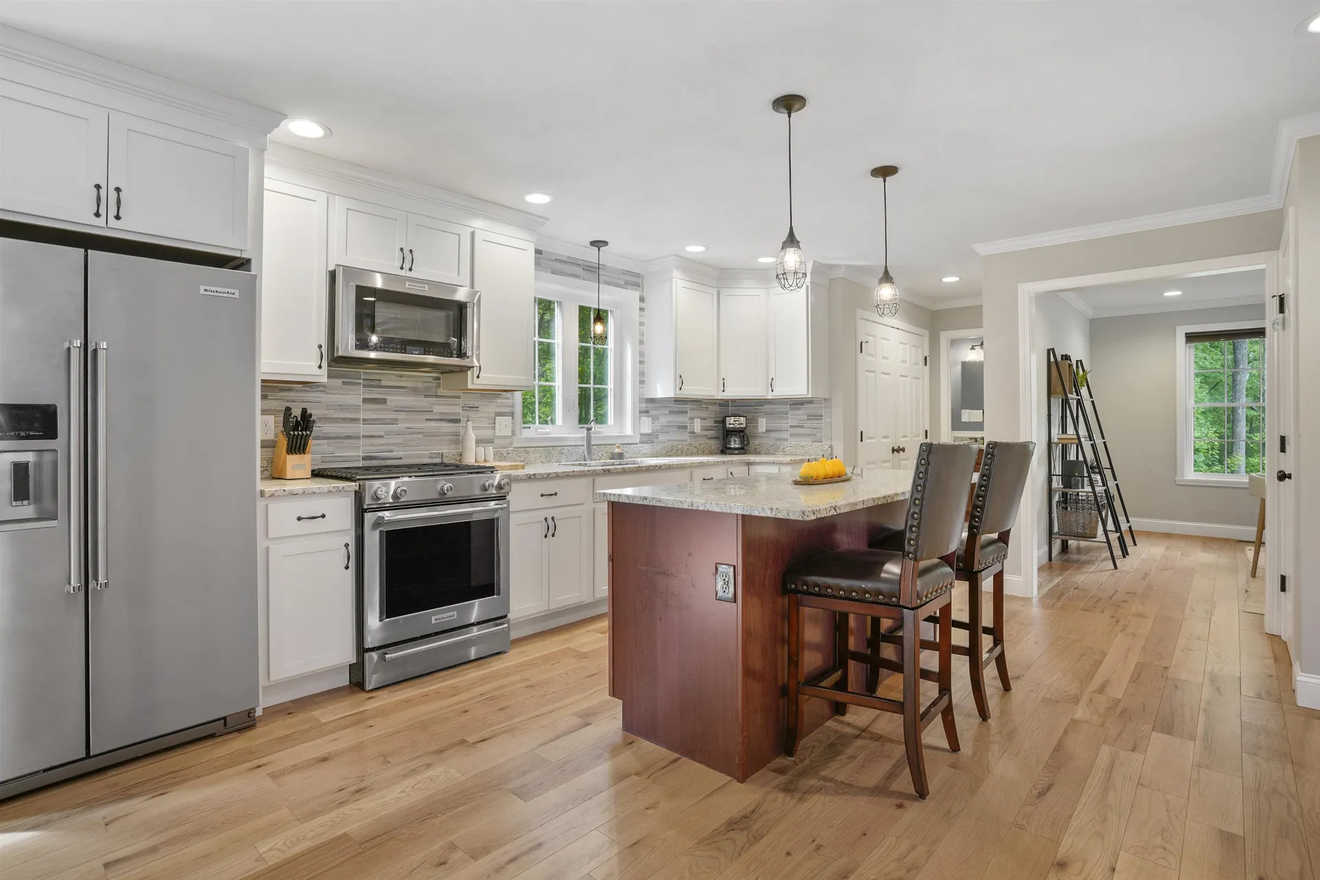 15 Orchard Park Lane Hudson NH 03051