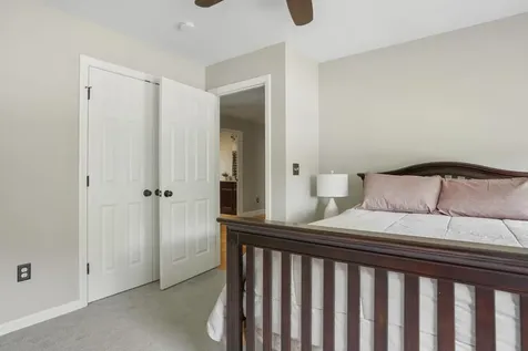 15 Orchard Park Lane Hudson NH 03051