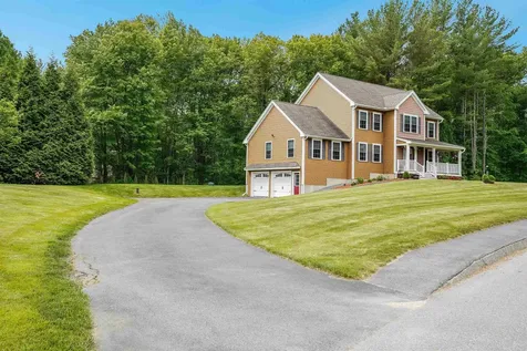 15 Orchard Park Lane Hudson NH 03051
