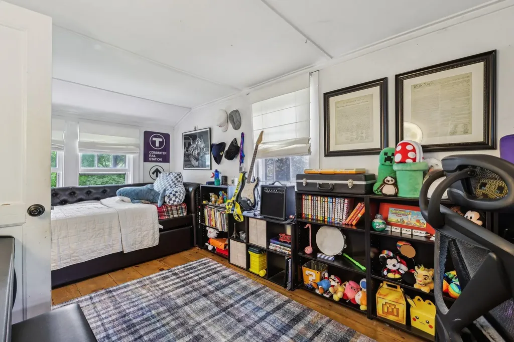 26 Middle Street Amherst NH 03031