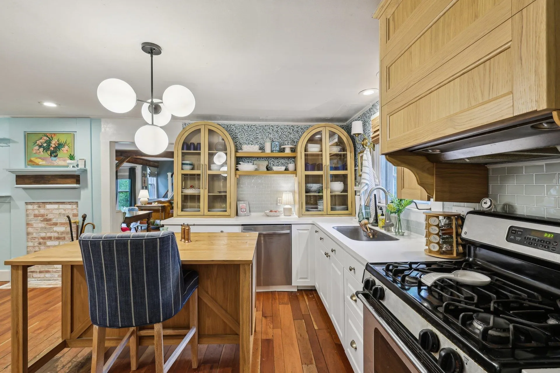 26 Middle Street Amherst NH 03031