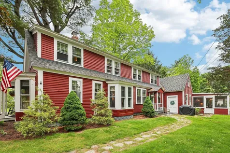26 Middle Street Amherst NH 03031