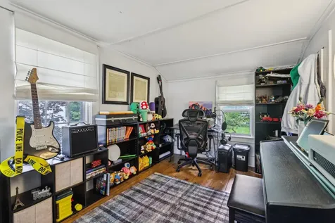 26 Middle Street Amherst NH 03031