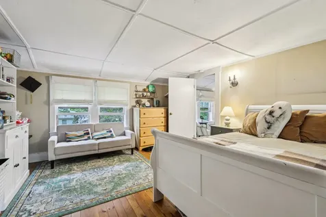 26 Middle Street Amherst NH 03031