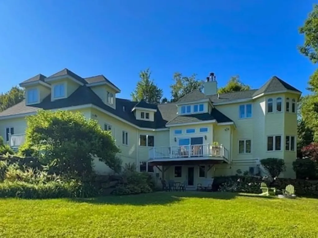 32 Merrill Road Campton NH 03223