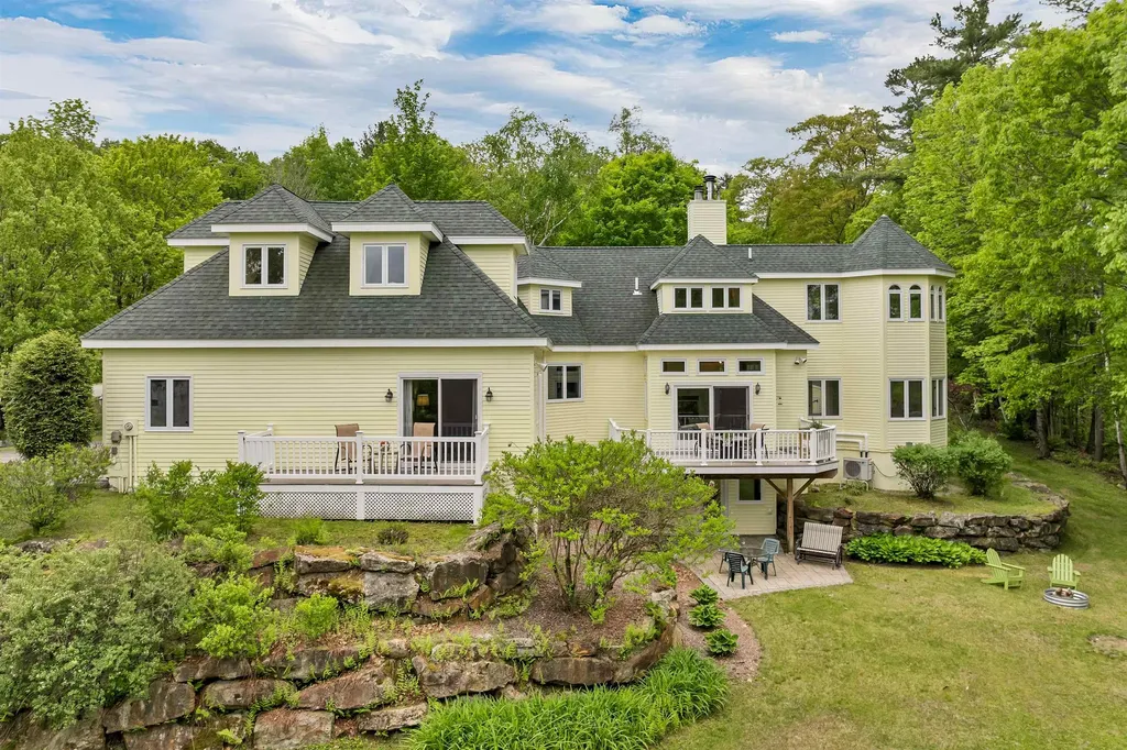 32 Merrill Road Campton NH 03223