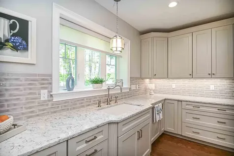 12 Haywick Drive Stratham NH 03885