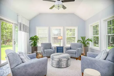 12 Haywick Drive Stratham NH 03885