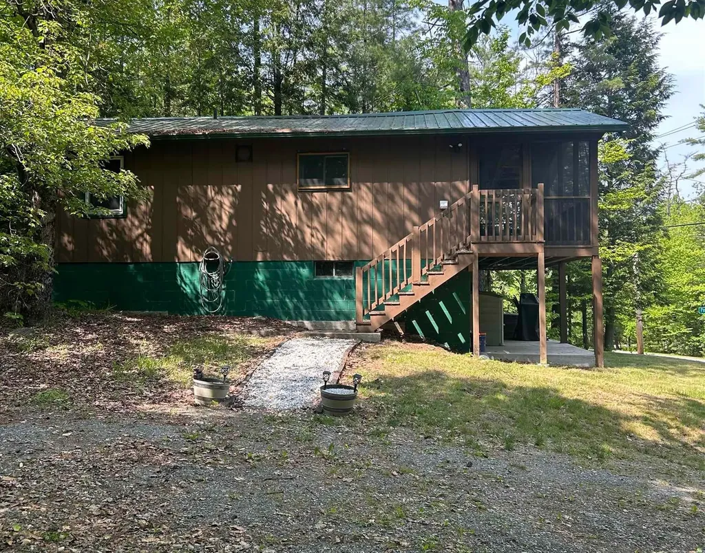 1901 French Pond Road Haverhill NH 03774