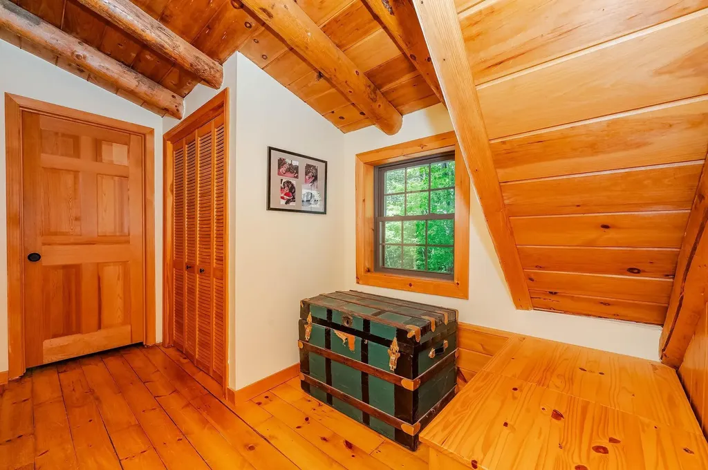 1166 Nh Route 11 Farmington NH 03835