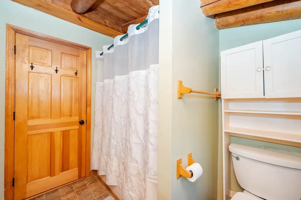 1166 Nh Route 11 Farmington NH 03835