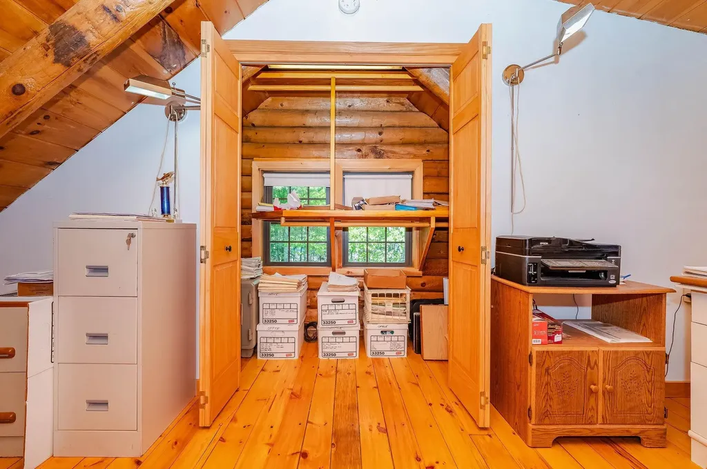 1166 Nh Route 11 Farmington NH 03835