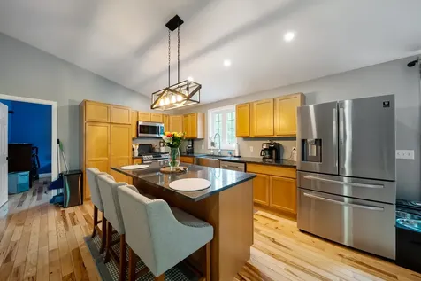 82 Parkey Road Barnstead NH 03218