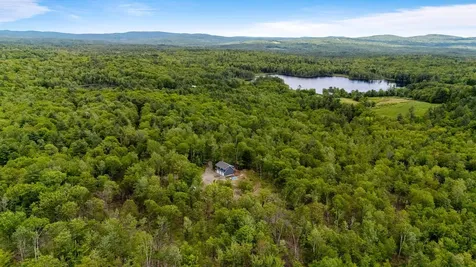 82 Parkey Road Barnstead NH 03218