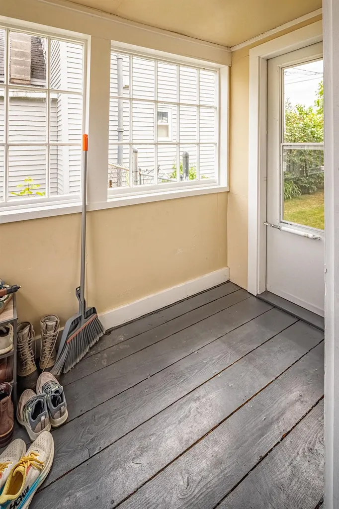 53 Pine Street Rochester NH 03867